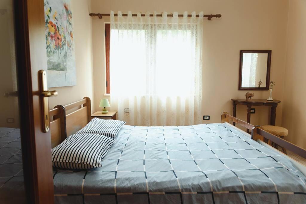 Rare Durres Apartment With Private Parking & Garden Exterior photo